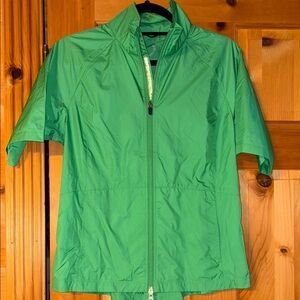 Zero Restriction Short Sleeve Vibrant Green Short Sleeve Rain Jacket for Women